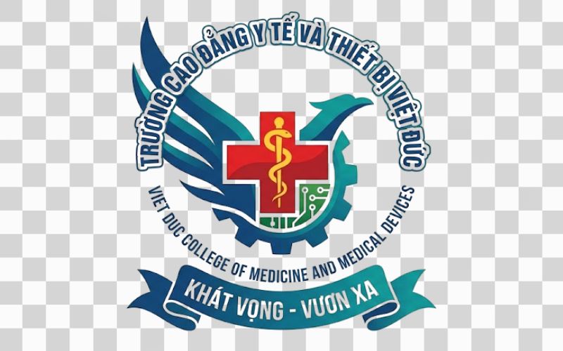 Logo Cao đẳng Y tế và Thiết bị Việt Đức kết hợp cánh chim thể hiện khát vọng